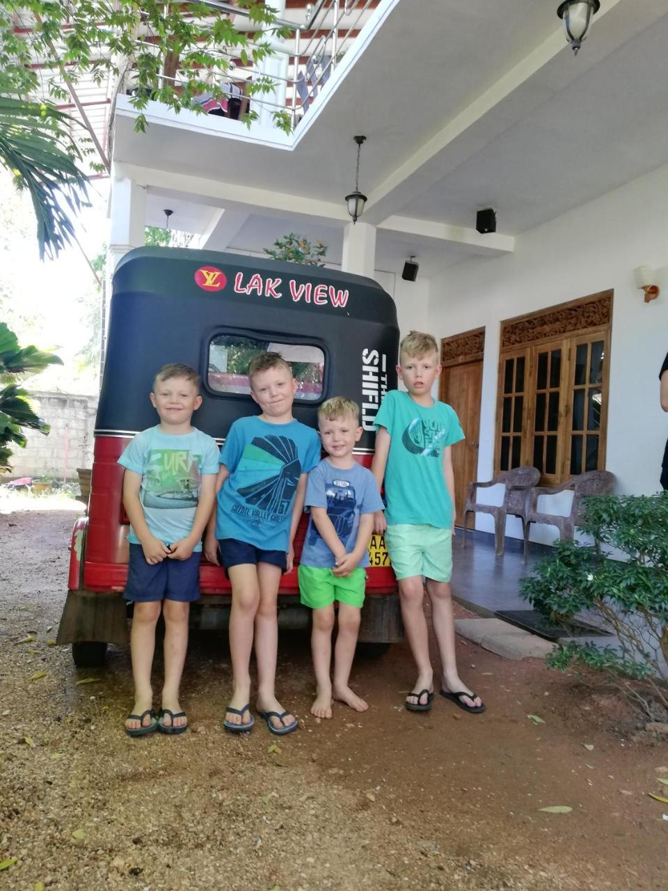 Lak View Family Resort Dambulla Exteriör bild